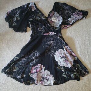 NWT LE CHATEAU black & pink floral flutter sleeve dress